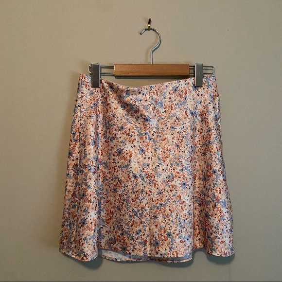 NWOT dynamite shira satin a-line mini skirt - Picture 2 of 3